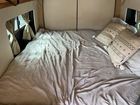 Used 2022 Mercedes-Benz Sprinter 2500 image 20