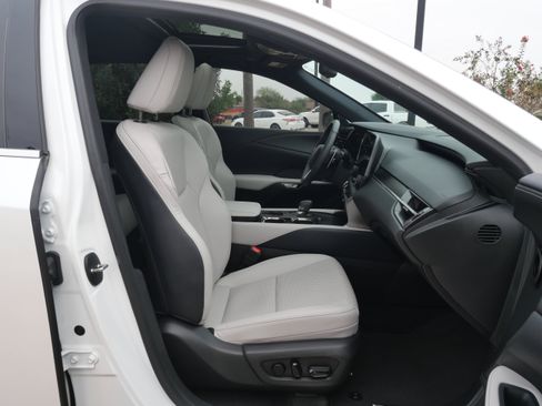 Certified 2024 Lexus RX 350 Premium Plus image 16