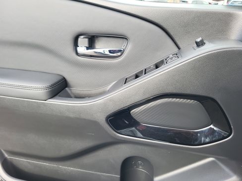 Used 2022 Nissan Frontier PRO-4X w/ Pro-4X Premium Package image 21