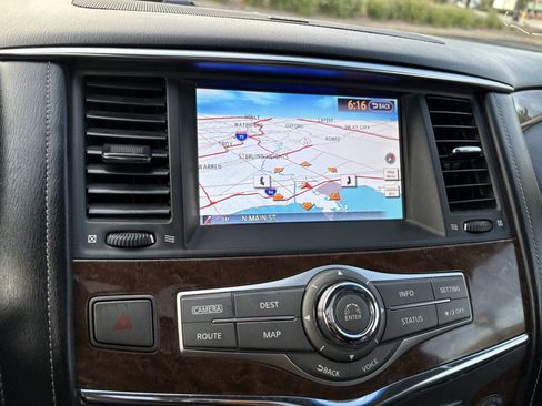 Used 2017 INFINITI QX80 4WD w/ Driver Assistance Package image 40