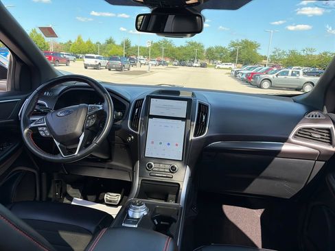 Used 2024 Ford Edge ST-Line w/ Cargo Accessory Package AWD/4WD image 36