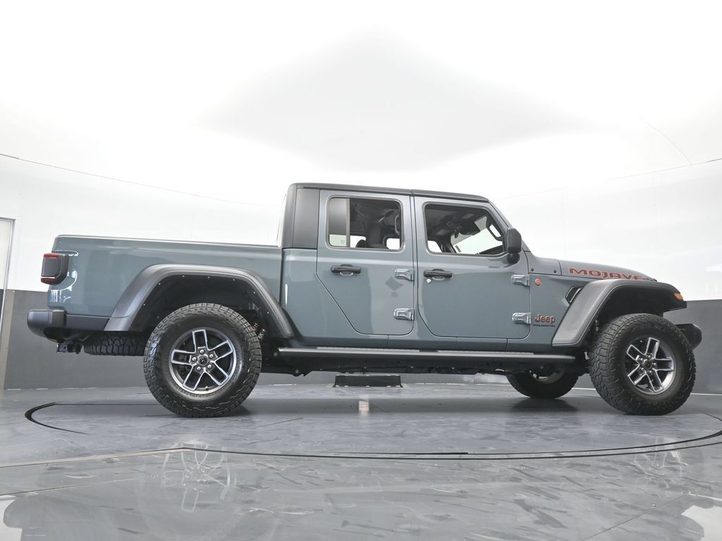 Used 2024 Jeep Gladiator Mojave AWD/4WD image 62