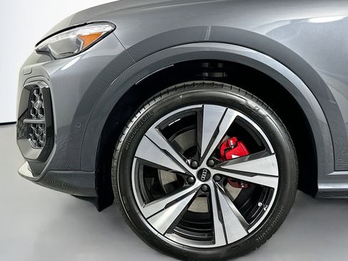 New 2025 Audi SQ5 Premium Plus image 11