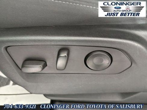 Used 2024 Chevrolet Silverado 2500 Custom w/ Custom Value Package image 20