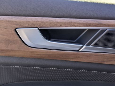 New 2026 Volkswagen Atlas SE image 26