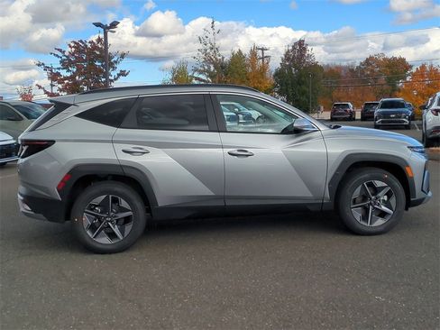 New 2026 Hyundai Tucson SEL image 2