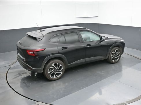 Certified 2026 Chevrolet Trax RS w/ Driver Confidence Package image 47