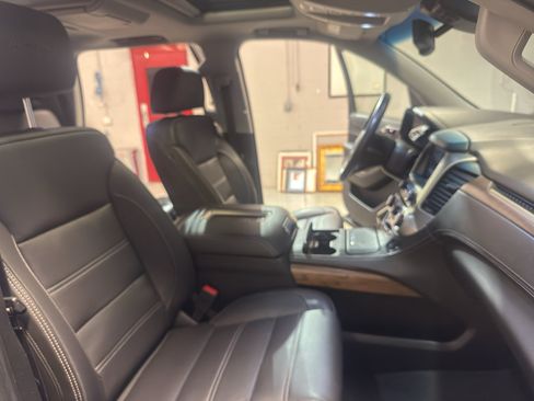 Used 2019 GMC Yukon Denali w/ Open Road Package AWD/4WD image 23
