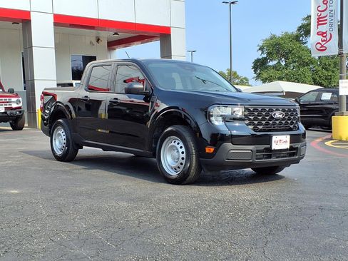 Certified 2025 Ford Maverick XL w/ Equipment Group 102A AWD/4WD image 4