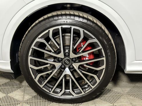 New 2025 Audi SQ5 Premium Plus image 24