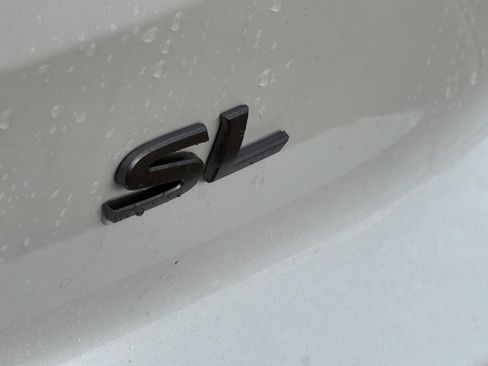 New 2026 Nissan Pathfinder SL FWD image 8