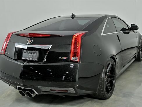 Used 2011 Cadillac CTS V image 11