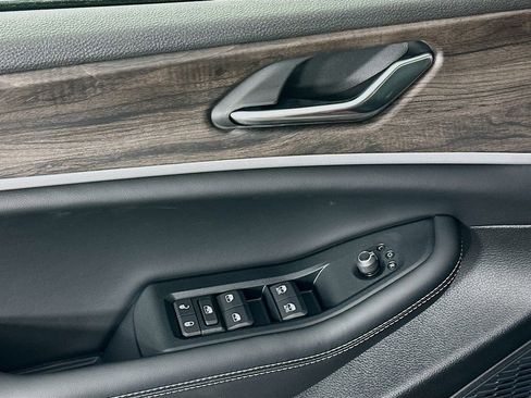 New 2026 Jeep Grand Cherokee Altitude AWD/4WD image 23