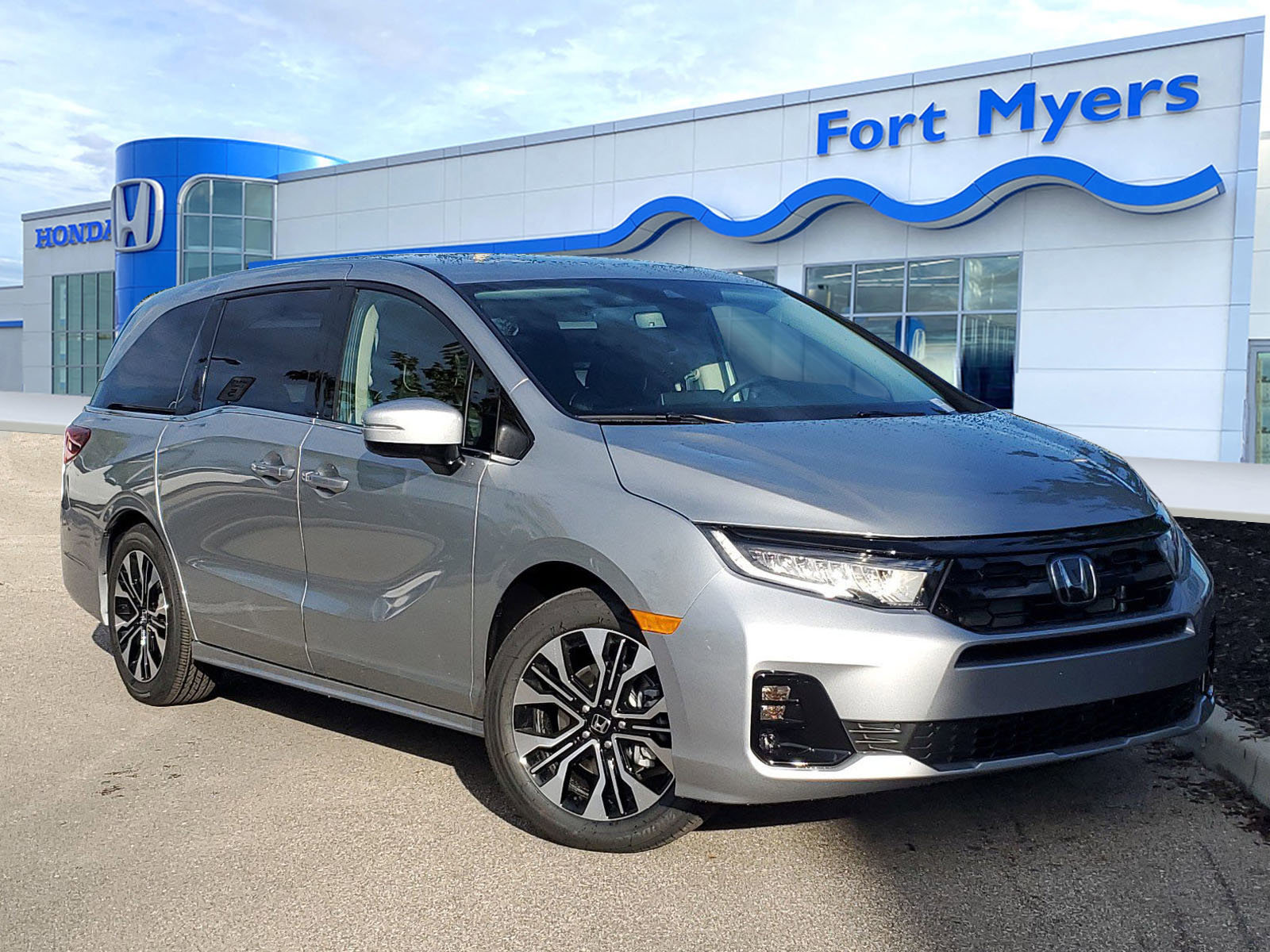 New 2026 Honda Odyssey Elite image 1