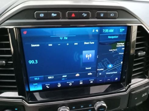 Used 2022 Ford F350 Limited image 17