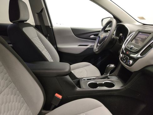 Used 2020 Chevrolet Equinox LS w/ LPO, Cargo Package FWD image 21