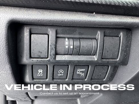 Used 2023 Subaru Crosstrek 2.0i Premium image 17