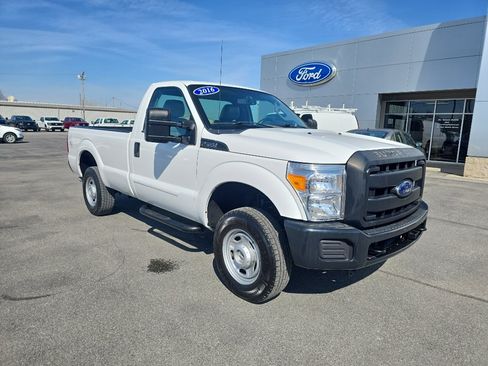 Used 2016 Ford F250 XL image 4