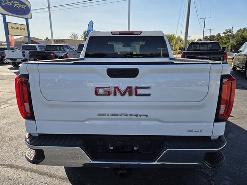 Used 2024 GMC Sierra 1500 SLT image 4