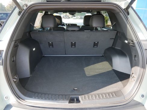 Certified 2026 Chevrolet Equinox LT w/ Convenience Package II AWD/4WD image 10