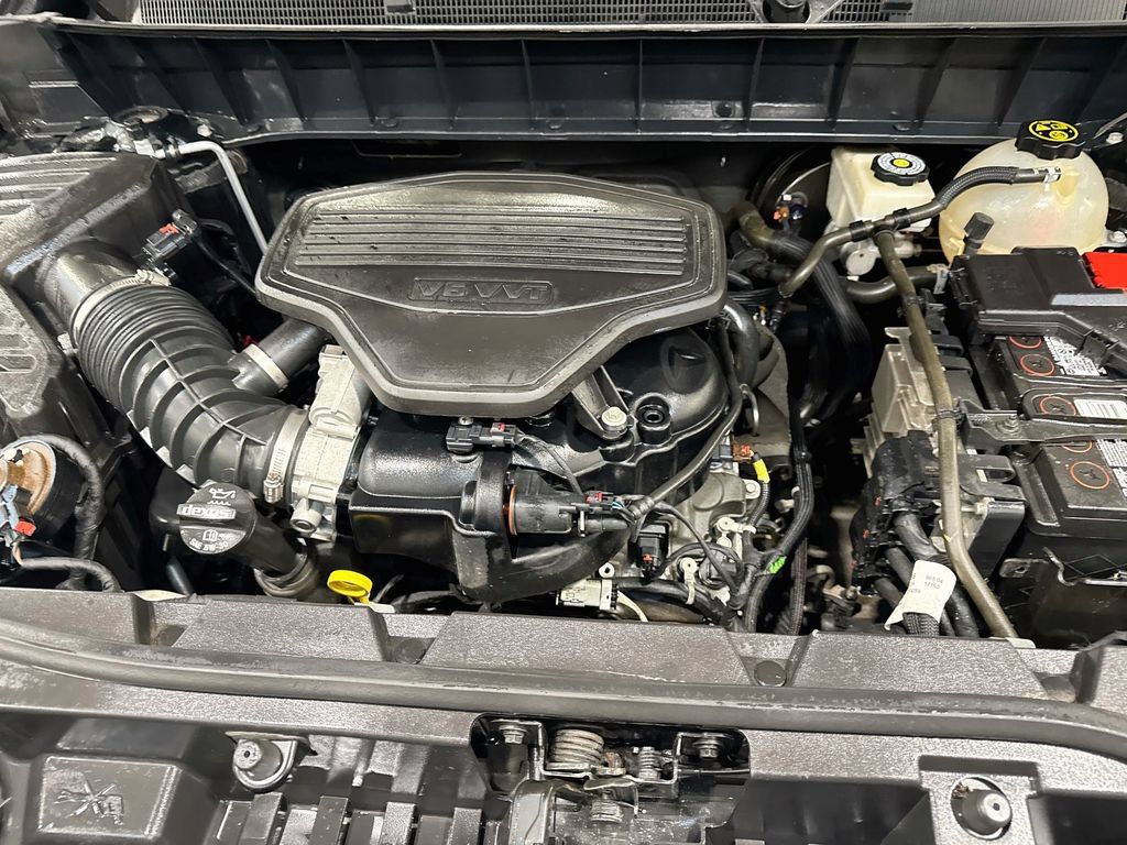 Used 2018 GMC Acadia SLT AWD/4WD image 35