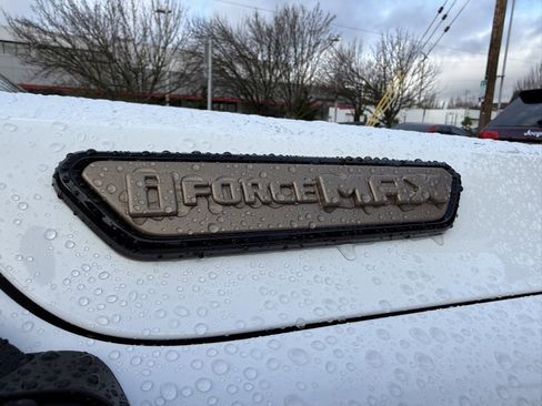 Certified 2025 Toyota 4Runner Trailhunter image 15