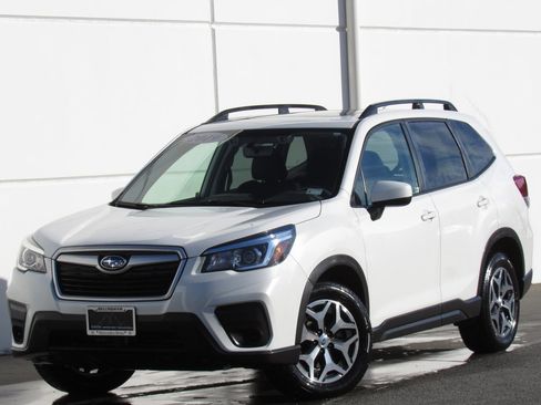 Used 2019 Subaru Forester Premium image 1