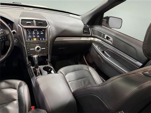 Used 2019 Ford Explorer Sport w/ Equipment Group 401A image 30