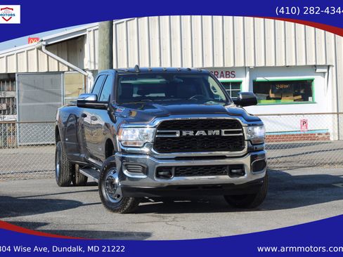 Used 2019 RAM 3500 Tradesman w/ Chrome Appearance Group image 1