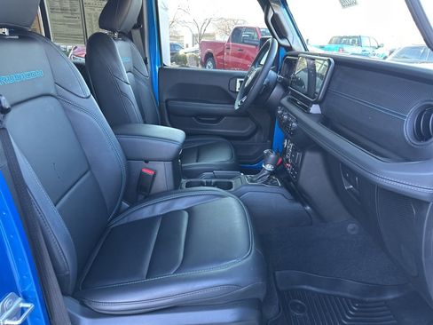 Used 2024 Jeep Wrangler Unlimited Rubicon 4xe image 55