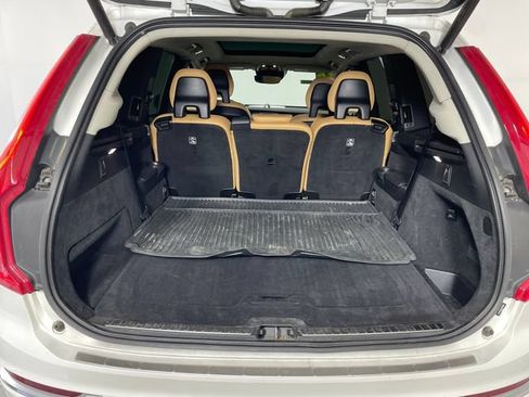 Used 2016 Volvo XC90 T6 Inscription w/ Vision Package AWD/4WD image 13