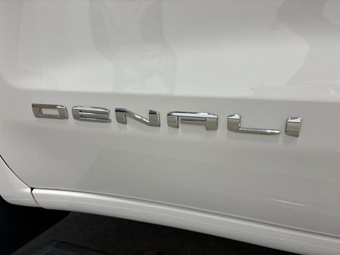 Used 2024 GMC Sierra 1500 Denali w/ Denali Reserve Package image 23