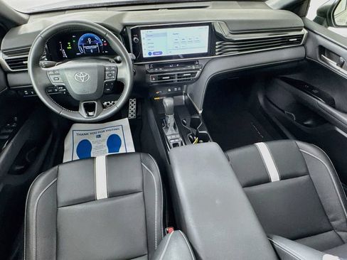 Used 2025 Toyota Camry SE w/ Multimedia Upgrade Package FWD image 27