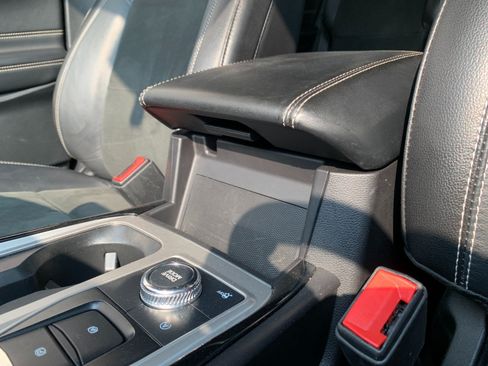 Used 2022 Ford Explorer ST AWD/4WD image 24