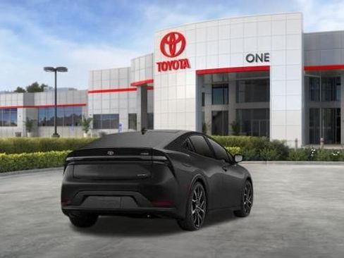 New 2026 Toyota Prius Plug-In Hybrid FWD image 13