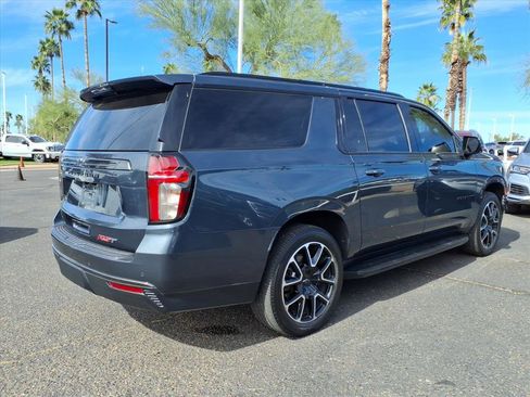 Used 2021 Chevrolet Suburban RST w/ Luxury Package image 5