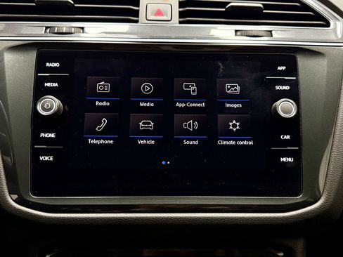Used 2020 Volkswagen Tiguan S AWD/4WD image 31
