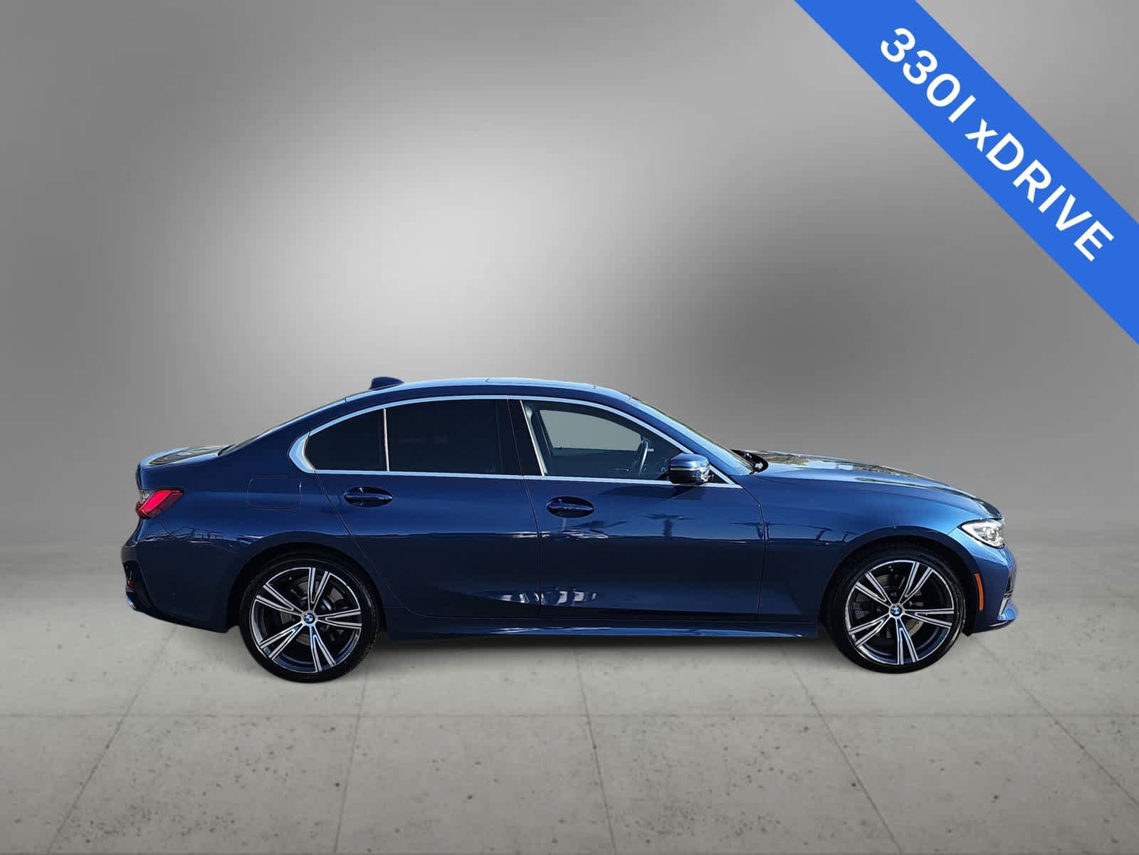 Used 2021 BMW 330i xDrive Sedan AWD/4WD image 9