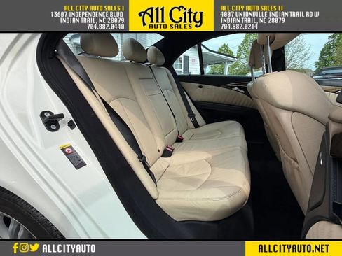 Used 2007 Mercedes-Benz E 350 4MATIC Sedan image 12