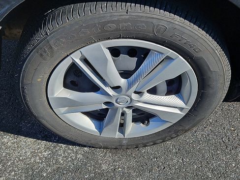 Certified 2024 Nissan Kicks S image 8