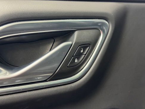 Used 2022 Chevrolet Tahoe RST w/ Luxury Package image 9