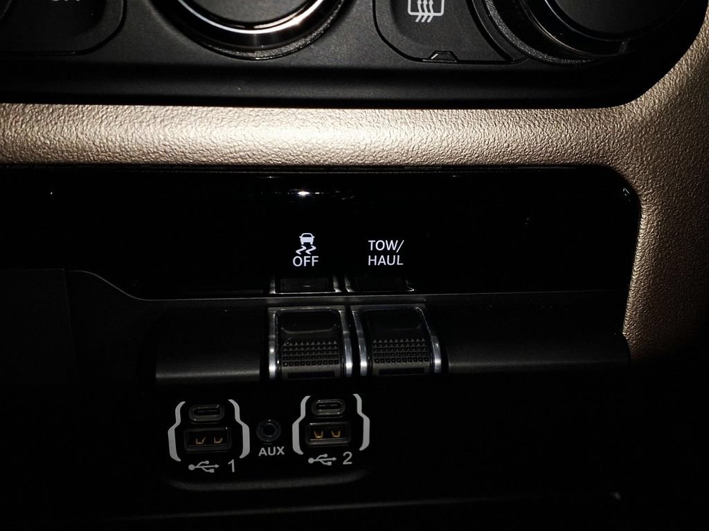 Used 2022 RAM 1500 Laramie RWD image 22