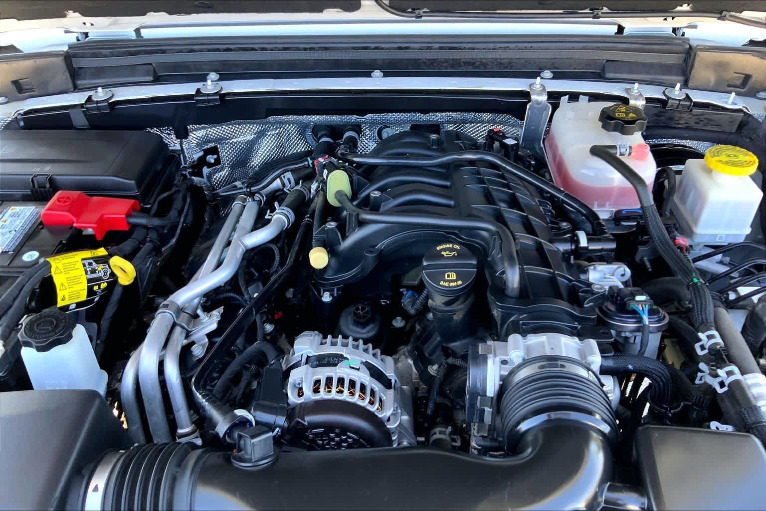 Used 2025 Jeep Gladiator Sport AWD/4WD image 28