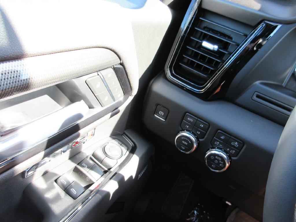 New 2026 GMC Sierra 1500 AT4 w/ AT4 Premium Package AWD/4WD image 21
