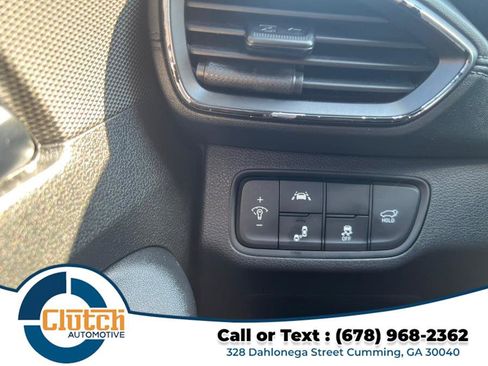 Used 2019 Hyundai Santa Fe SEL image 30