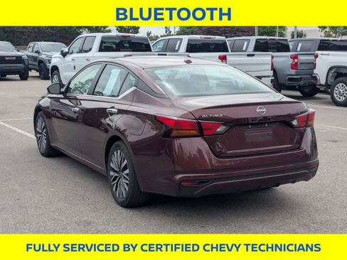 Used 2025 Nissan Altima 2.5 SV FWD image 7