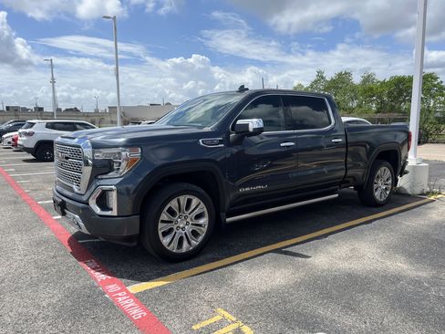 Used 2021 GMC Sierra 1500 Denali w/ Denali Ultimate Package image 4