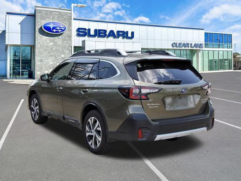 Used 2022 Subaru Outback Touring AWD/4WD image 4