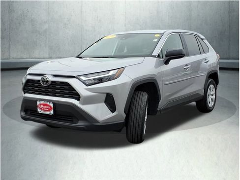 Certified 2024 Toyota RAV4 LE image 3