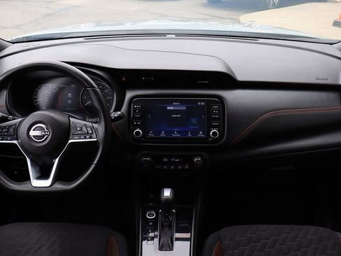 Used 2023 Nissan Kicks SR FWD image 32